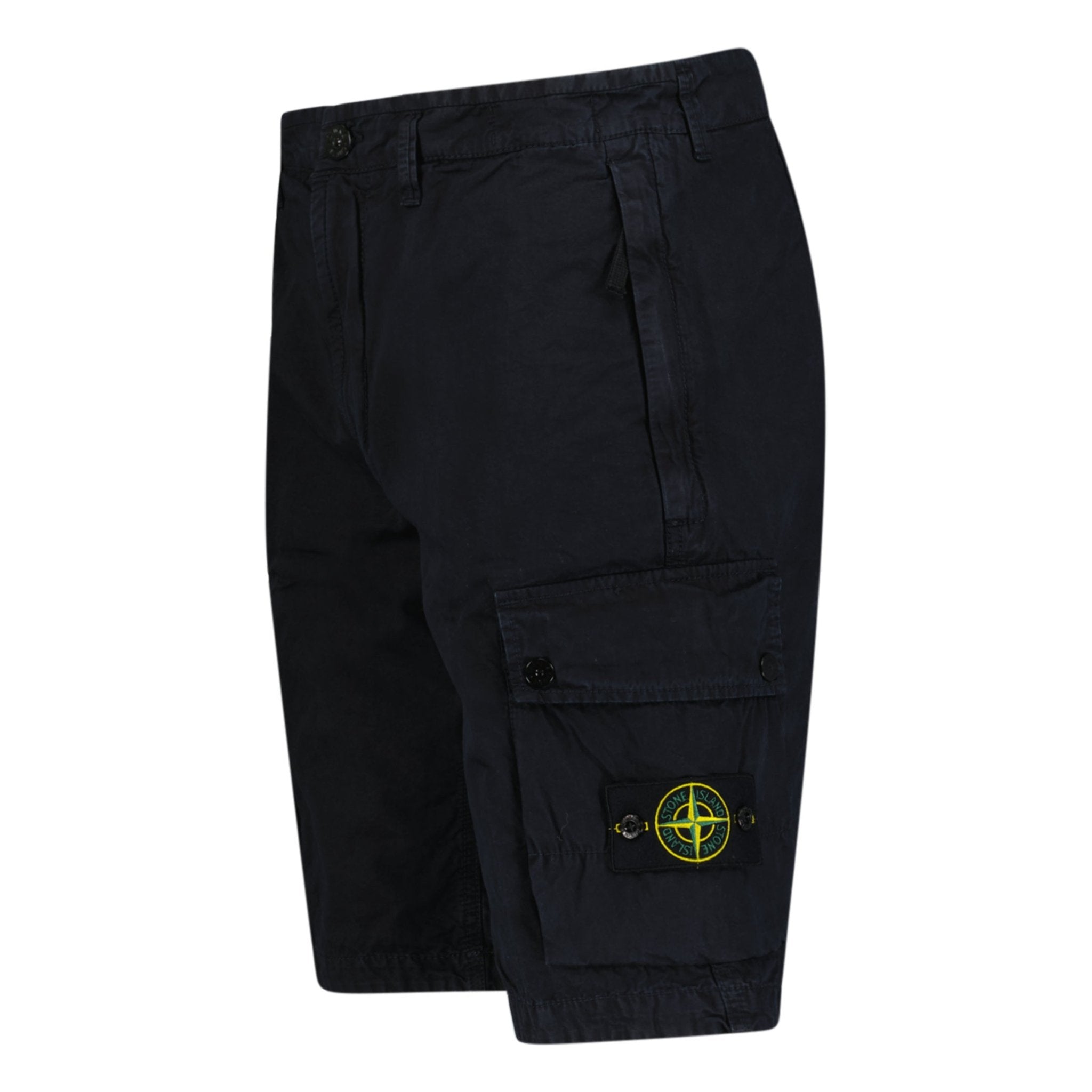 Color variation of Bermuda Shorts Navy